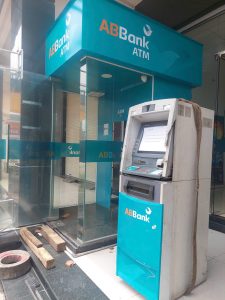 Tháo lắp di dời vận chuyển máy ATM tại TPHCM và các tỉnh 1 Dịch vụ vận chuyển, tháo lắp, di dời máy atm tại tphcm và các tỉnh